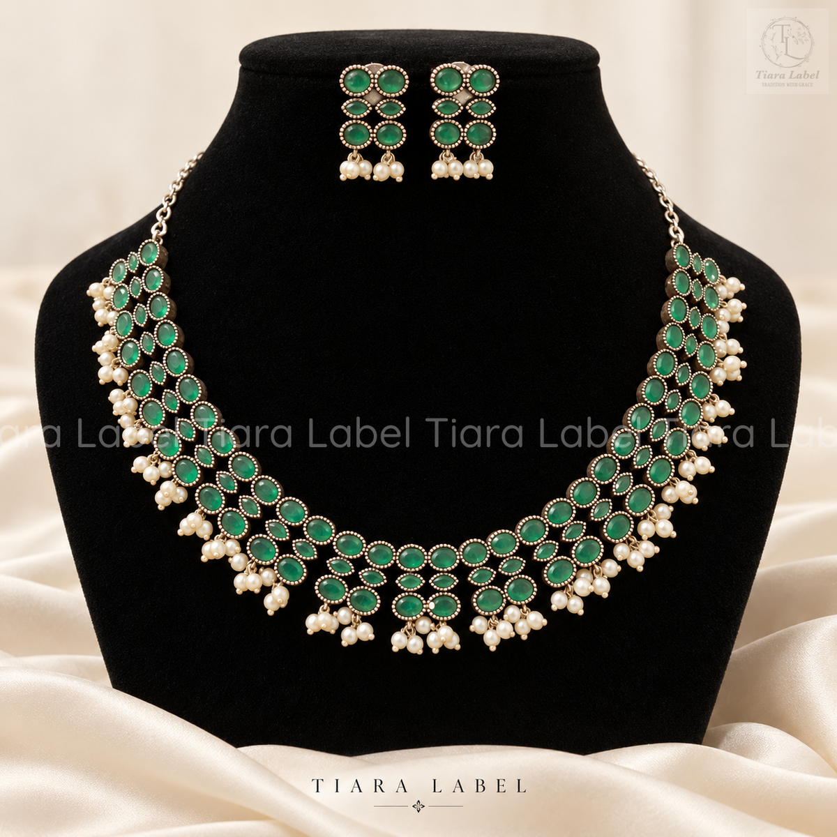 Emerald-Green Oxidized Necklace and Earrings Set